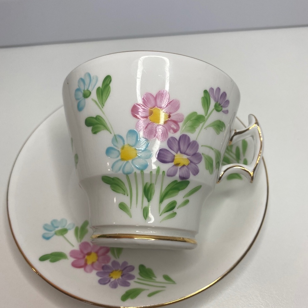 Phoenix China, Art Deco Teacup & Saucer, Hand Painted, Dainty Florals 17750